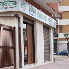 Bomba ad un caseificio di via Barletta