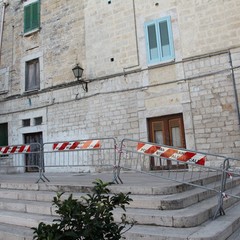 Transennate le palazzine in via Alvarez