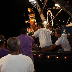 La statua di San Nicola Pellegrino torna al Monastero di Colonna