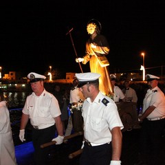 La statua di San Nicola Pellegrino torna al Monastero di Colonna