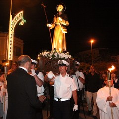 La statua di San Nicola Pellegrino torna al Monastero di Colonna