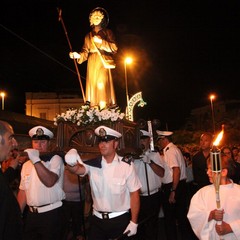 La statua di San Nicola Pellegrino torna al Monastero di Colonna
