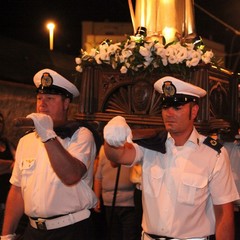 La statua di San Nicola Pellegrino torna al Monastero di Colonna