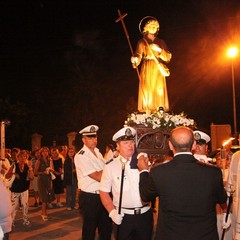La statua di San Nicola Pellegrino torna al Monastero di Colonna