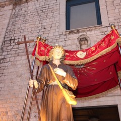 La statua di San Nicola Pellegrino torna al Monastero di Colonna