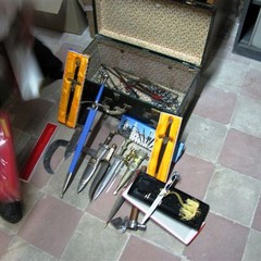 Articoli sequestrati dalla Polizia Locale di Trani