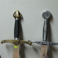 Articoli sequestrati dalla Polizia Locale di Trani