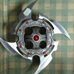 Articoli sequestrati dalla Polizia Locale di Trani