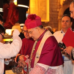 Omaggio floreale all'Immacolata: piazza della Libertà