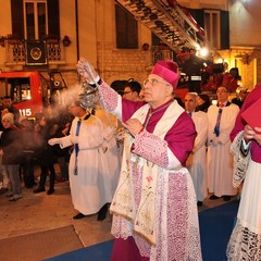 Omaggio floreale all'Immacolata: piazza della Libertà