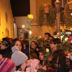 Omaggio floreale all'Immacolata: piazza della Libertà