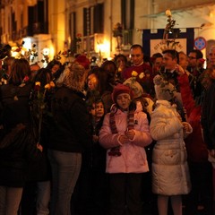 Omaggio floreale all'Immacolata: piazza della Libertà