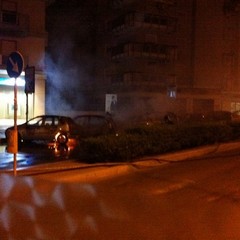 Incendio in corso Manzoni a Trani