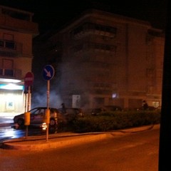 Incendio in corso Manzoni a Trani