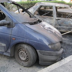 Incendio in corso Manzoni a Trani