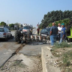 Incidente su via Andria: auto contro trattore