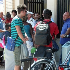 Pendolari bloccati alla stazione di Trani