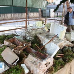 Presepe distrtutto alla pinetina di via Andria
