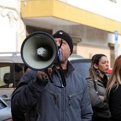 Problema casa, protesta al comune di Trani