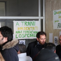 Protesta ospedale di Trani