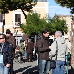 Corteo di protesta contro la smobilitazione dell’ospedale di Trani