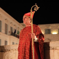 "Pazzo per Cristo" in piazza Duomo