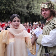 Agosto - Il matrimonio di Re Manfredi