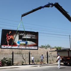 Luglio - Rimossi alcuni impianti pubblicitari