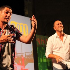 Luglio - Marco e Chicco portano Zelig a Trani