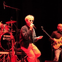 Maggio - All'Impero si esibisce Fabio Concato