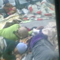 Accampamento in stazione a Trani