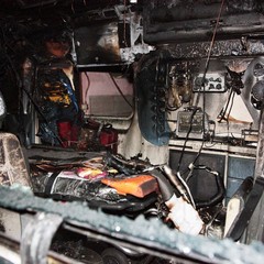 Bruciate le ambulanze degli operatori emergenza radio di Trani