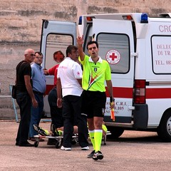 Malore dell'arbitro durante Trani-Taranto