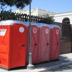 I bagni chimici installati a Trani