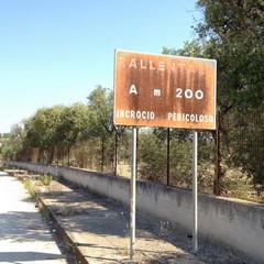 Cartelli stradali a Trani