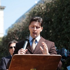 Comizio di Fabrizio Ferrante in piazza della Repubblica