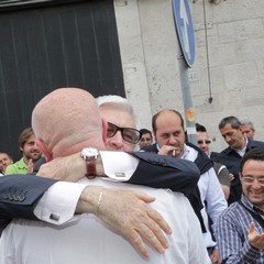 Riserbato sindaco, i festeggiamenti al comitato elettorale