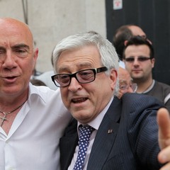 Riserbato sindaco, i festeggiamenti al comitato elettorale