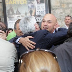 Riserbato sindaco, i festeggiamenti al comitato elettorale