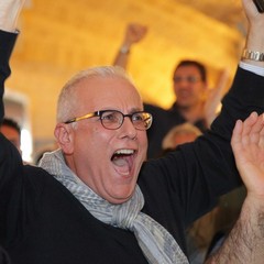 Riserbato sindaco, i festeggiamenti al comitato elettorale