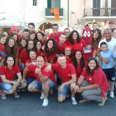 Flash mob dell'Avis sul porto di Trani
