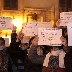 Flash mob a Trani contro la violenza sulle donne