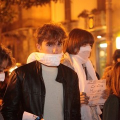 Flash mob a Trani contro la violenza sulle donne