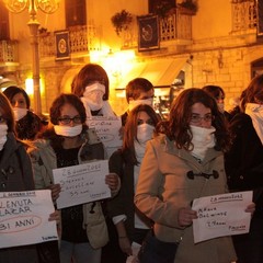 Flash mob a Trani contro la violenza sulle donne