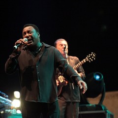 George Benson live a Trani