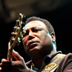 George Benson live a Trani