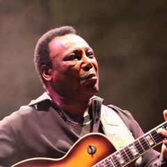 George Benson live a Trani