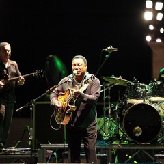 George Benson live a Trani