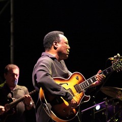 George Benson live a Trani