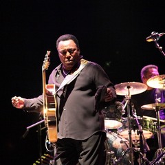 George Benson live a Trani